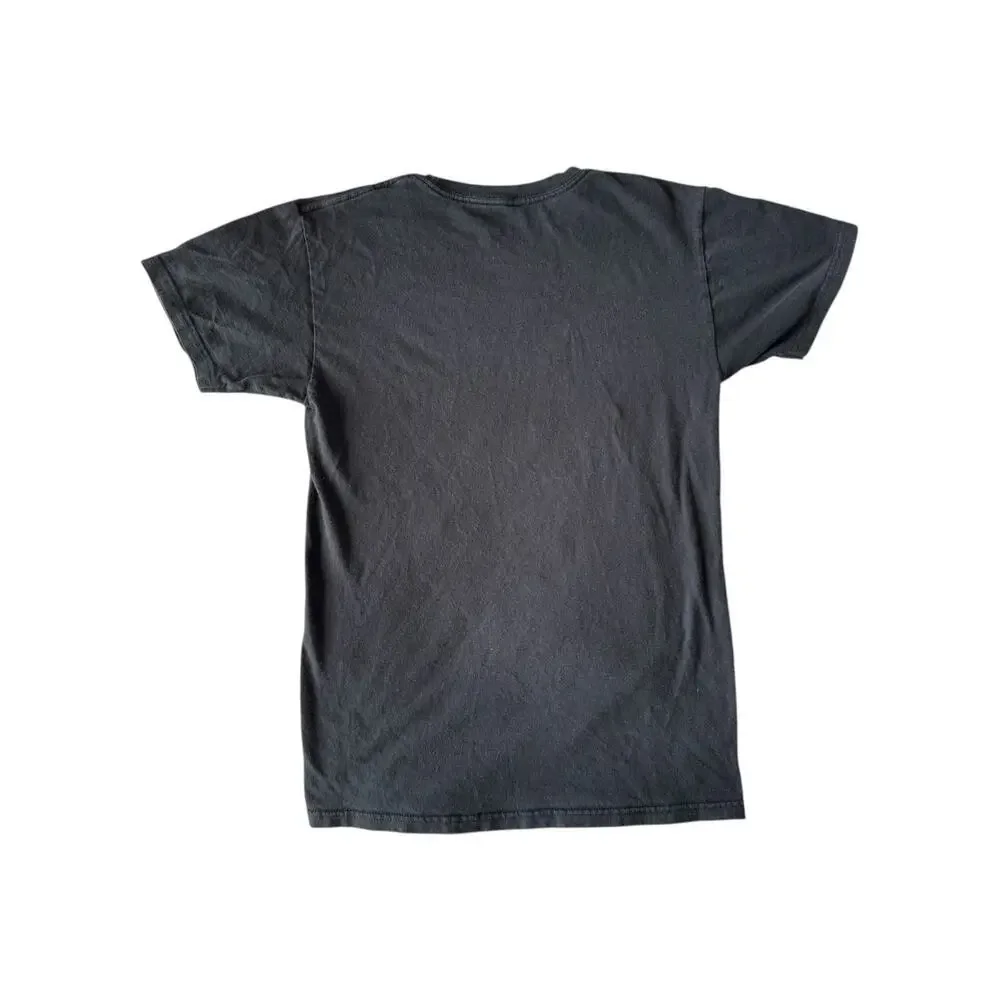 Mötley Crüe TShirt Men’s Small Black 2020 Band Tee Global Merch Caduceus Graphic - Picture 3 of 4